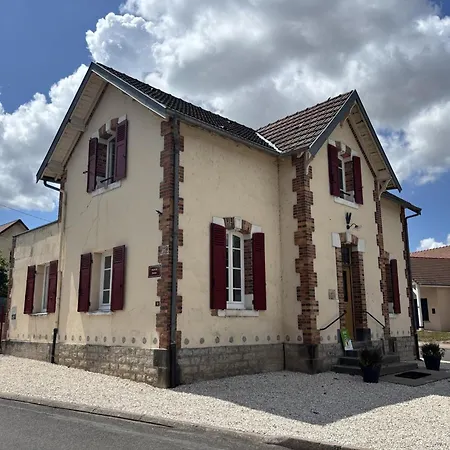 Dom wakacyjny Familial Paisible, Nature Et Confort Pour 4 Personnes - Fr-1-489-587 Saligny-sur-Roudon